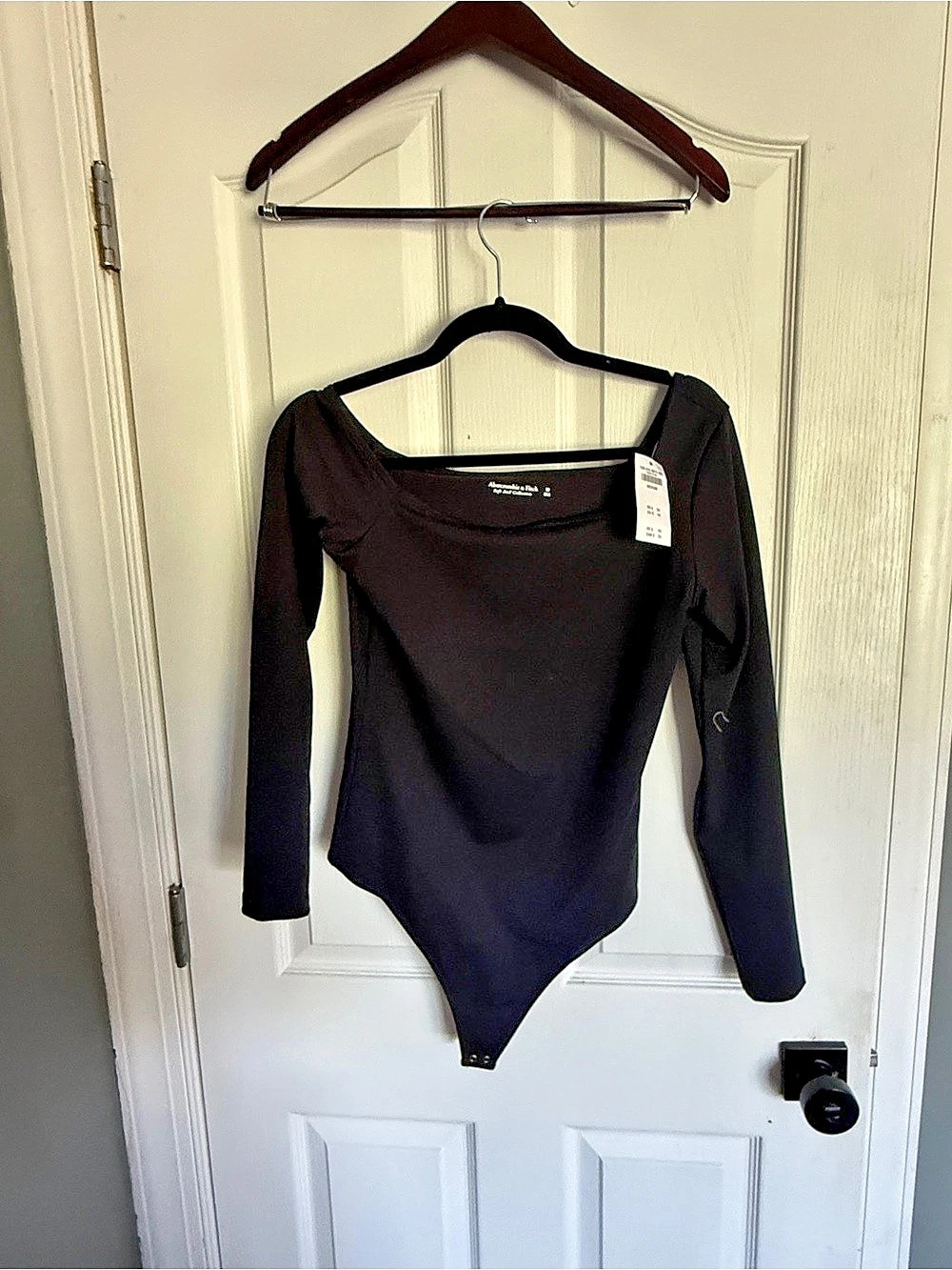Abercrombie & Fitch Soft A&F Collection Long-Sleeve Squareneck Bodysuit Black